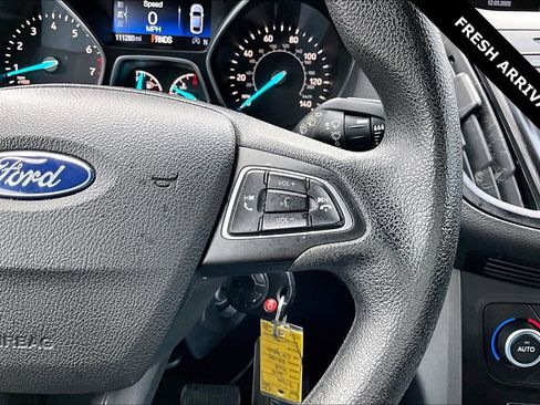 Used 2018 Ford Escape SE image 12