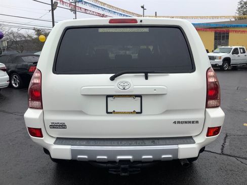 Used 2004 Toyota 4Runner SR5 RWD image 6