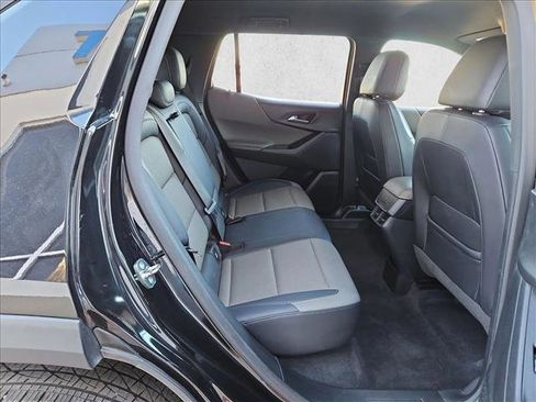 Used 2025 Chevrolet Equinox LT w/ Convenience Package II image 20