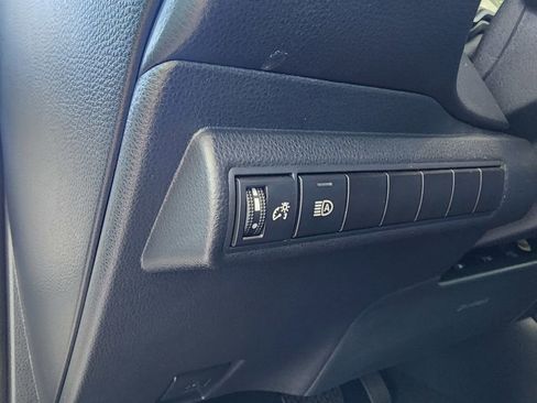 Used 2025 Toyota Corolla LE w/ LE Premium Package image 17