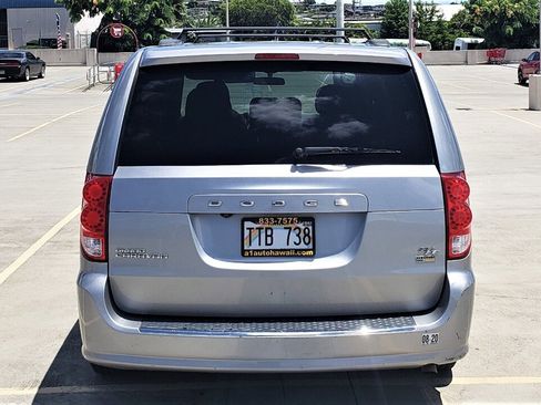 Used 2016 Dodge Grand Caravan R/T image 8