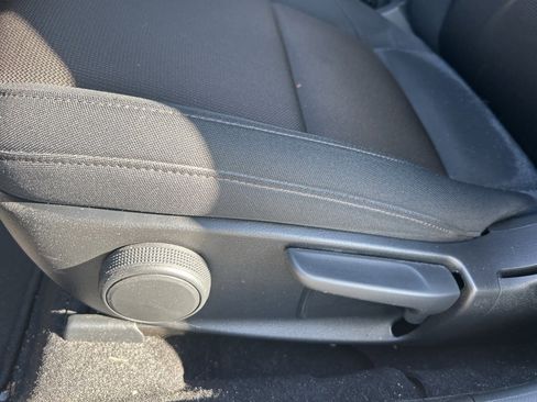 Used 2025 MAZDA MAZDA3 s image 14