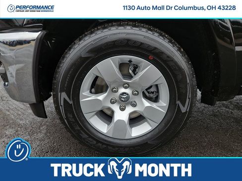 New 2026 RAM 1500 4x4 Crew Cab image 11