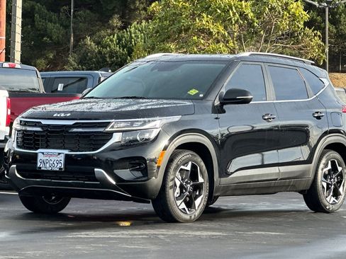 Certified 2024 Kia Seltos EX image 11