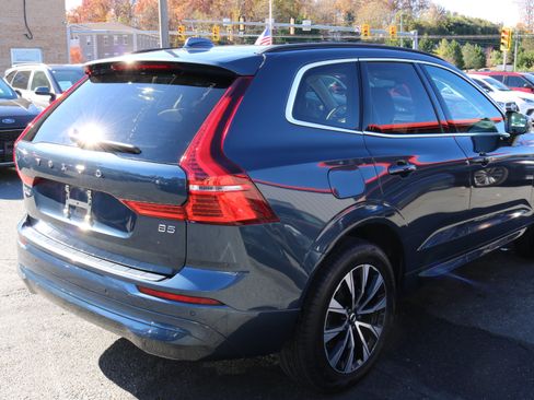 Used 2023 Volvo XC60 B5 Core w/ Protection Package Premier image 8