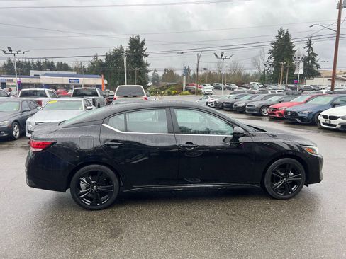 Used 2025 Nissan Sentra SR image 7