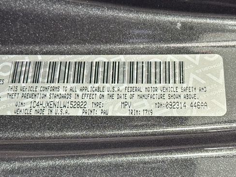 Used 2020 Jeep Wrangler Unlimited Sahara AWD/4WD image 33