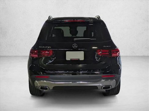 Certified 2025 Mercedes-Benz GLB 250 4MATIC image 9
