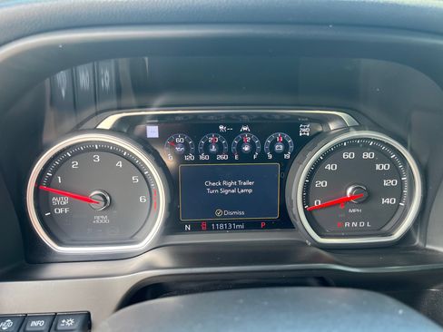 Used 2020 Chevrolet Silverado 1500 LTZ AWD/4WD image 16