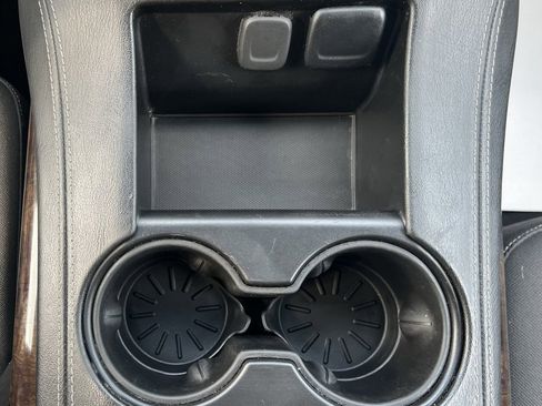 Used 2020 Chevrolet Tahoe LS w/ Enhanced Driver Alert Package image 31