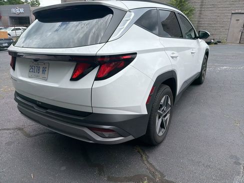 Used 2025 Hyundai Tucson SEL FWD image 8
