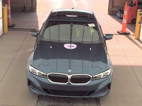 Used 2025 BMW 330i xDrive Sedan image 3