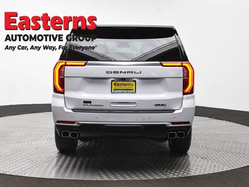 Used 2025 GMC Yukon XL Denali AWD/4WD image 6