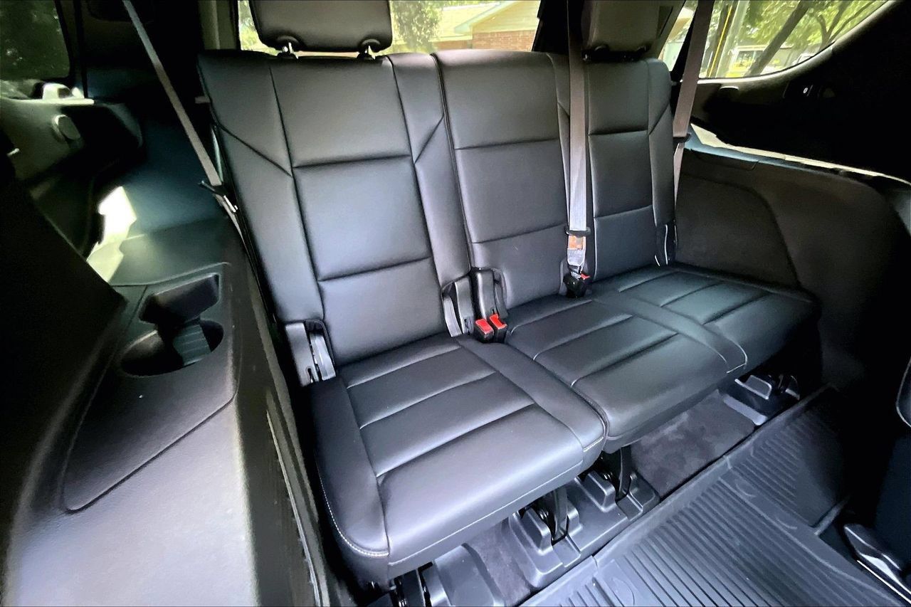 Used 2022 Cadillac Escalade Luxury RWD image 37