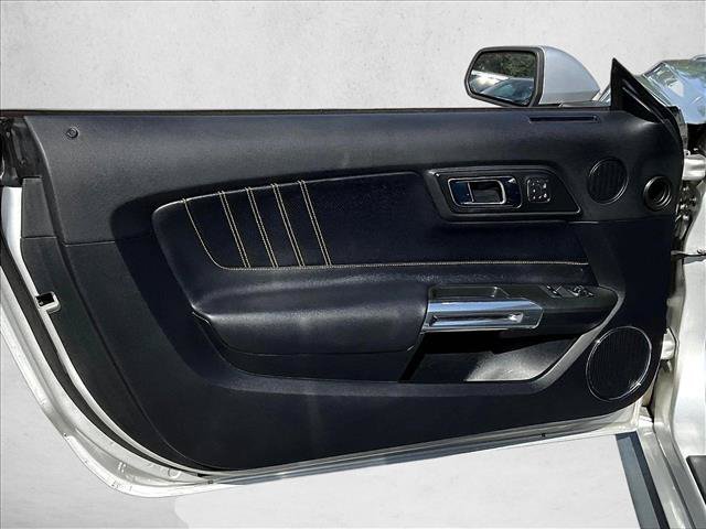Used 2016 Ford Mustang GT Premium w/ Equipment Group 401A RWD image 15