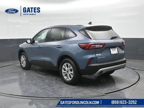 New 2026 Ford Escape Active w/ Cold Weather Package image 8