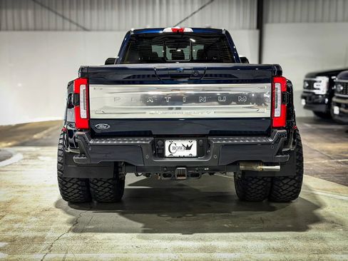Used 2025 Ford F450 Platinum w/ Platinum Plus Package AWD/4WD image 6