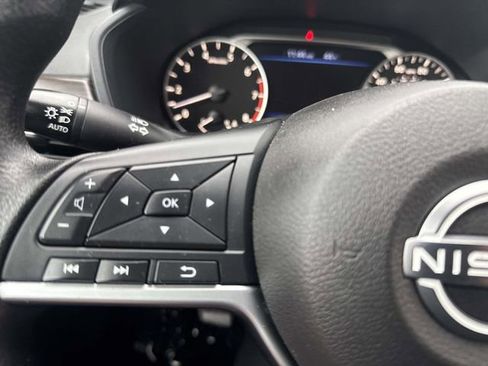 Used 2024 Nissan Altima 2.5 SV image 32