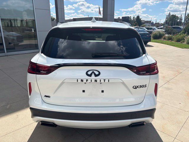 Used 2024 INFINITI QX50 Sport AWD/4WD image 6