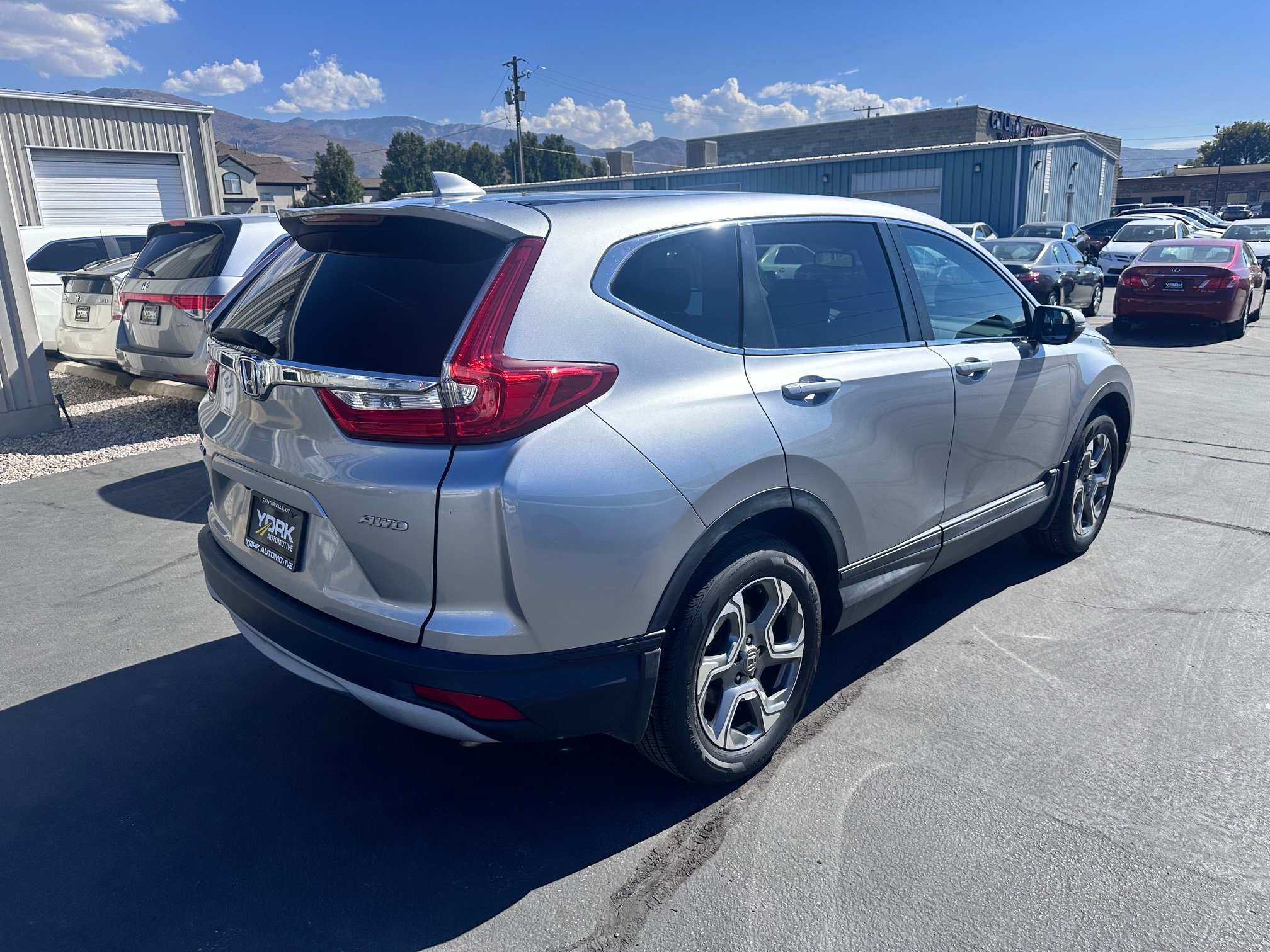 Used 2017 Honda CR-V EX-L image 3