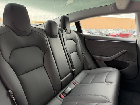 Used 2025 Tesla Model 3 Long Range image 41