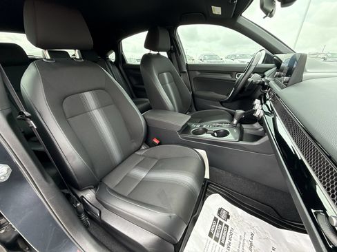 Used 2025 Honda Civic Sport image 25