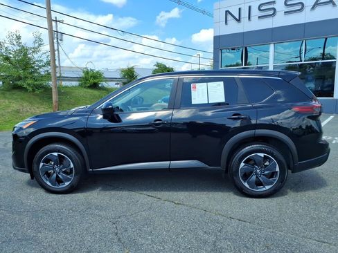 Used 2025 Nissan Rogue SV AWD/4WD image 8