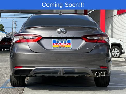 Used 2023 Toyota Camry SE FWD image 5