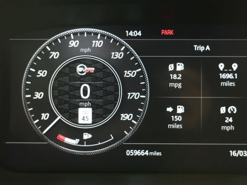 Used 2018 Land Rover Range Rover Sport SVR image 12