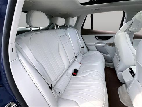 Used 2023 Mercedes-Benz EQE 350+ SUV image 20