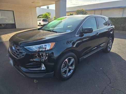 Used 2021 Ford Edge SEL w/ Convenience Package image 3