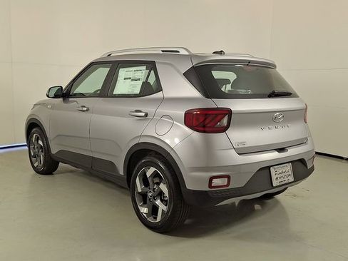 New 2026 Hyundai Venue SEL FWD image 4