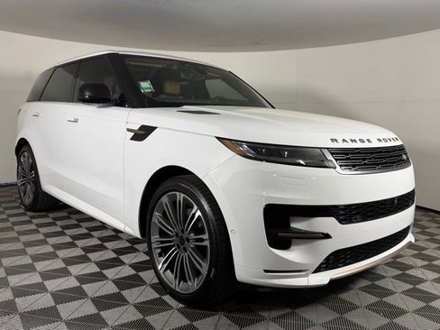 New 2026 Land Rover Range Rover Sport Dynamic SE AWD/4WD image 10