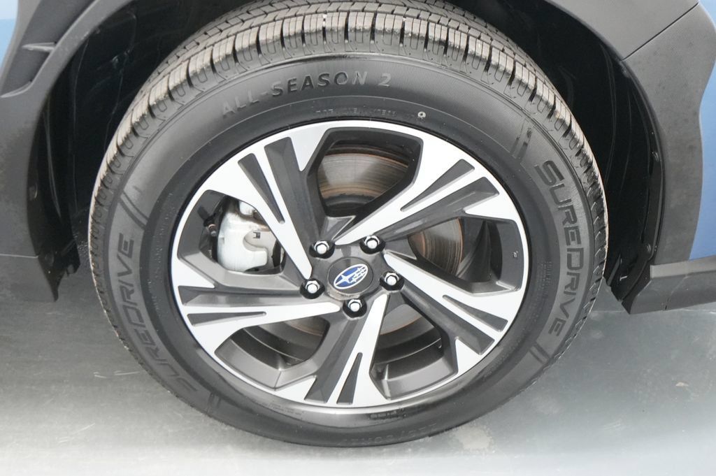Used 2024 Subaru Crosstrek 2.0i Premium AWD/4WD image 11