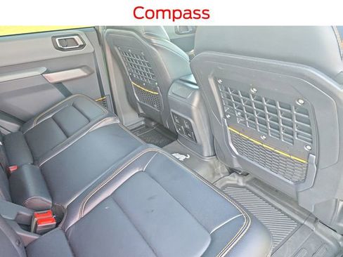 Used 2023 Ford Bronco Badlands image 13