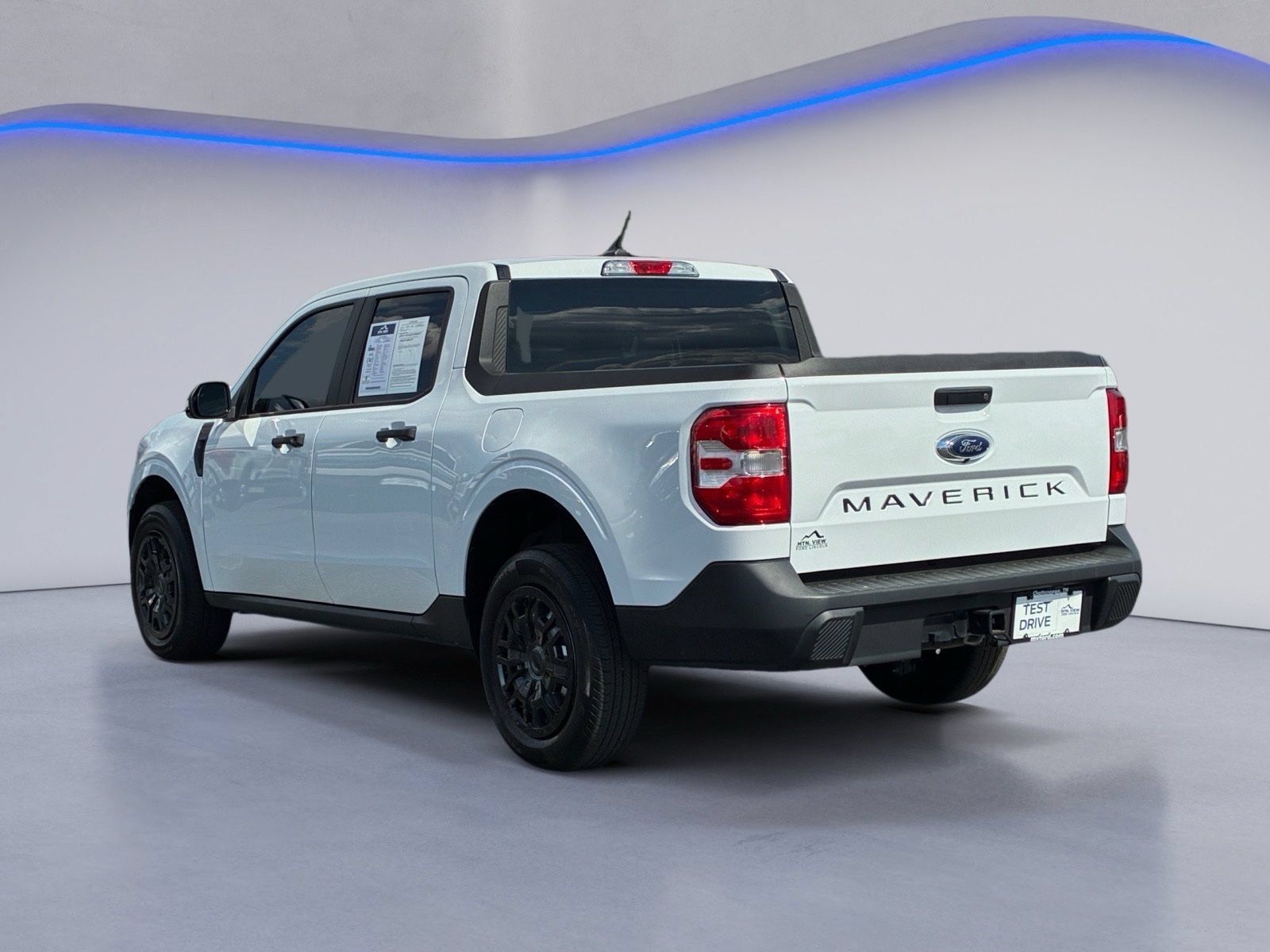 Certified 2024 Ford Maverick XL FWD image 3
