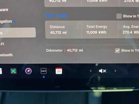 Used 2023 Tesla Model 3 Standard Range image 22