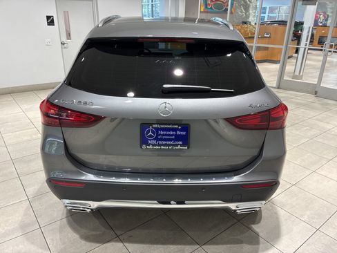 Used 2026 Mercedes-Benz GLA 250 4MATIC image 5