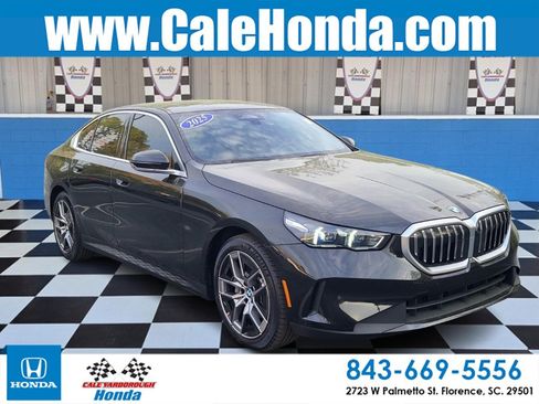 Used 2026 BMW 530i image 1