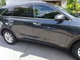 Used 2019 Kia Sorento LX w/ LX Convenience Package image 4