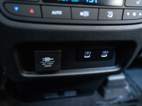 Used 2026 Honda Pilot Elite image 43