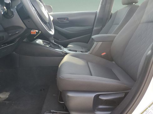 Used 2023 Toyota Corolla LE FWD image 14