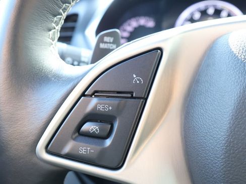 Used 2018 Chevrolet Corvette Stingray Coupe w/ 1LT RWD image 14