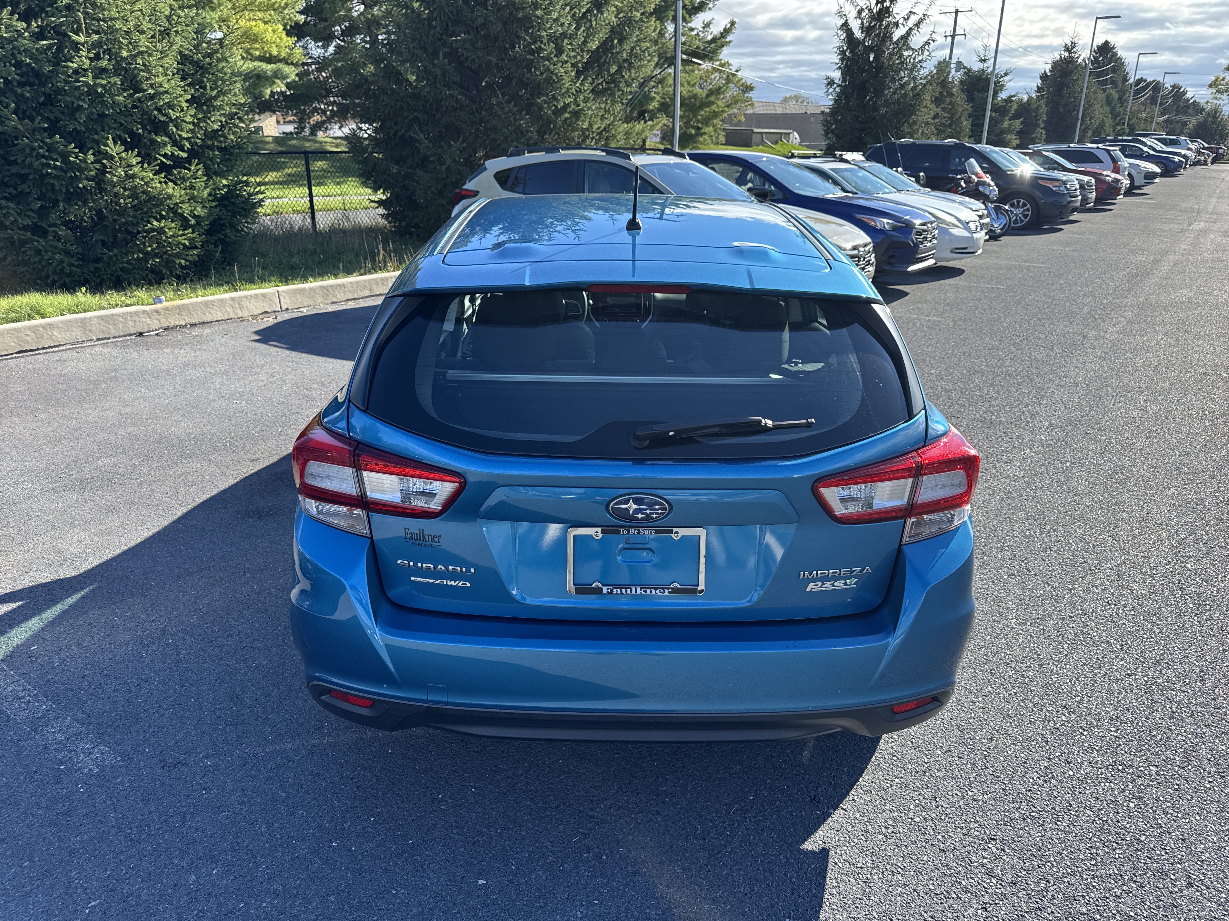 Used 2017 Subaru Impreza 2.0i AWD/4WD image 23