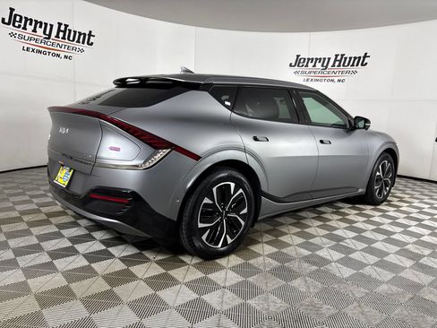 Used 2024 Kia EV6 GT-Line w/ GT-Line White Seat Package RWD image 4