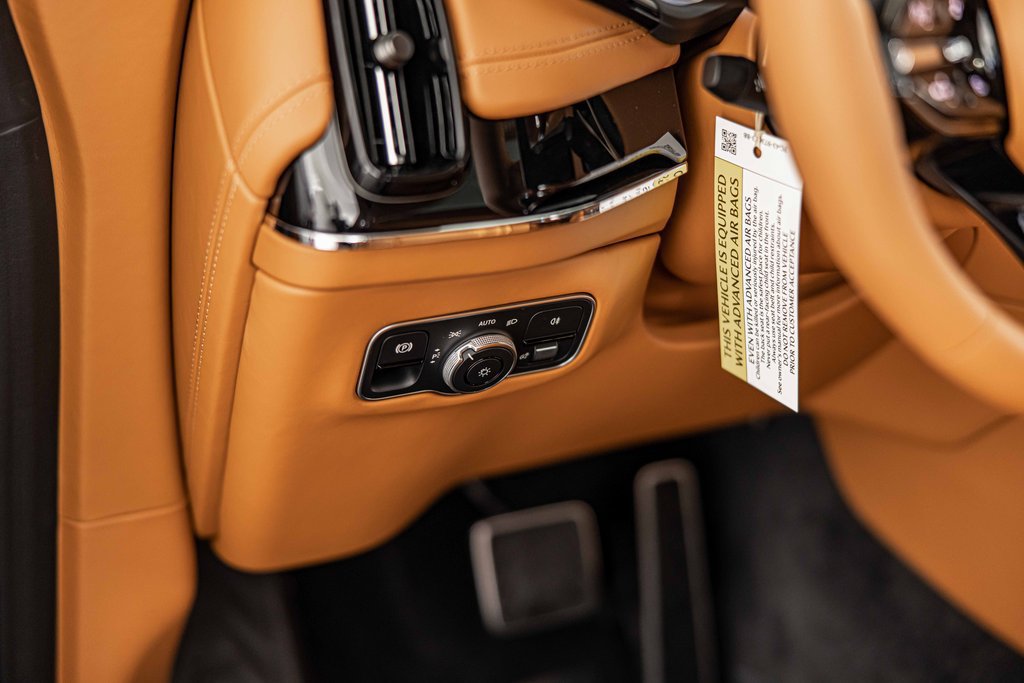 New 2026 Aston Martin DBX 707 AWD/4WD image 22