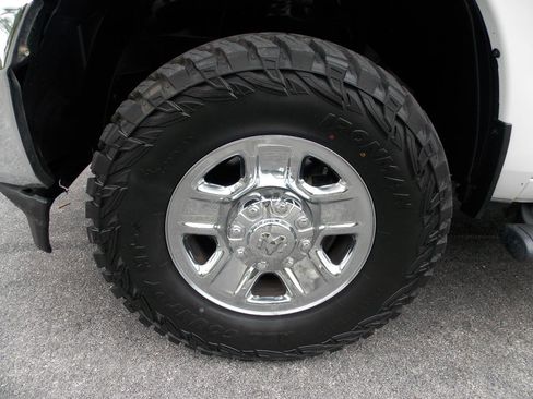 Used 2021 RAM 2500 Tradesman w/ Safety Group image 22