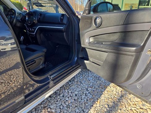 Used 2020 MINI Cooper Countryman S w/ Storage Package image 27