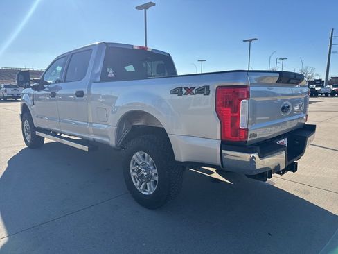 Used 2017 Ford F350 XLT image 32