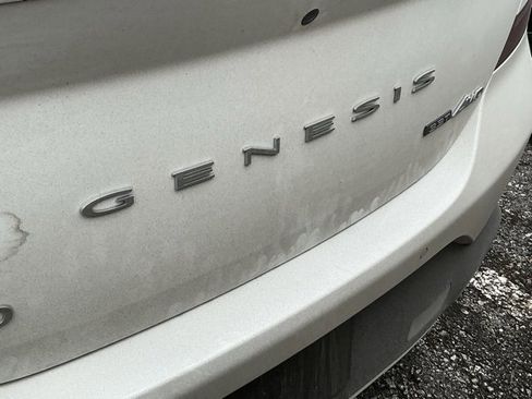 Used 2022 Genesis G70 3.3T Launch Edition image 7